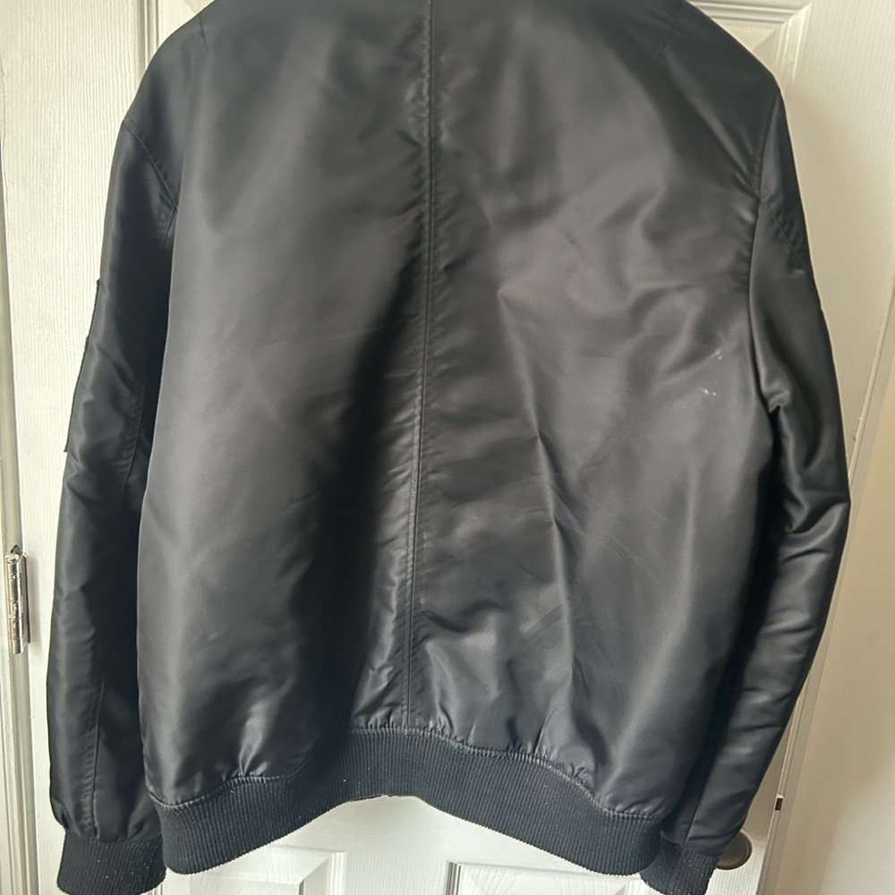 GUESS (unisex) Men's Black Bomber Jacket - Picture 3 of 5